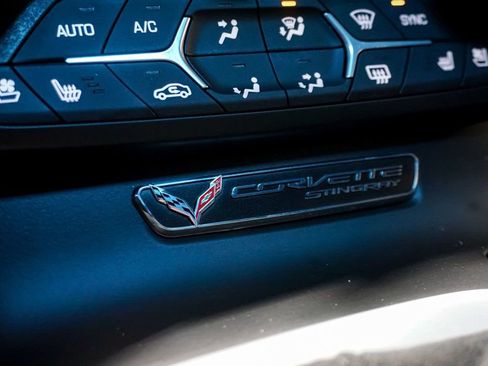 Used 2014 Chevrolet Corvette 2dr Z51 Coupe w/ 3LT Preferred Equipment Group image 63