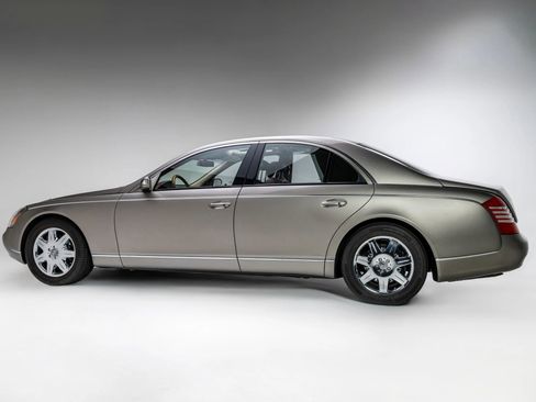 Used 2005 Maybach 57 RWD image 6