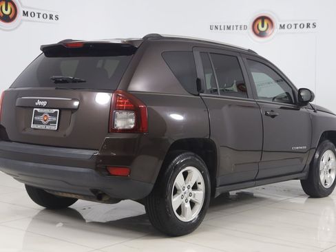 Used 2014 Jeep Compass Sport w/ Power Value Group FWD image 3
