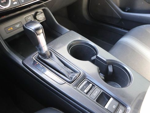 Used 2023 Honda Civic Sport image 12