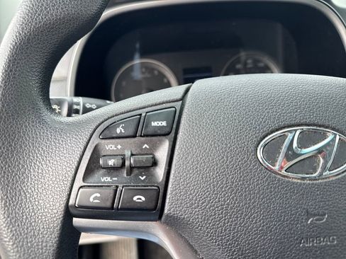 Used 2020 Hyundai Tucson SE image 32
