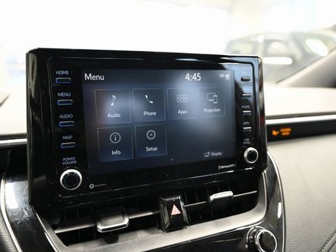 Used 2022 Toyota Corolla SE image 16