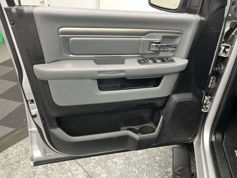 Used 2018 RAM 1500 Big Horn image 7