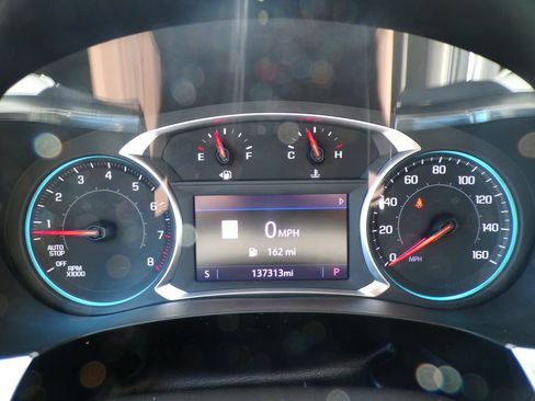 Used 2020 Chevrolet Traverse Premier AWD/4WD image 25