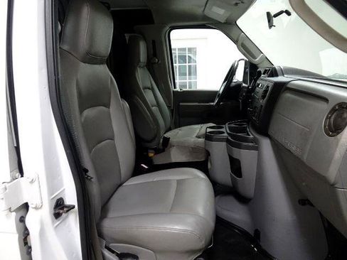 Used 2009 Ford E-150 and Econoline 150 image 29