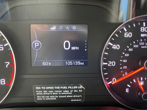 Used 2019 Kia Sportage LX AWD/4WD image 17