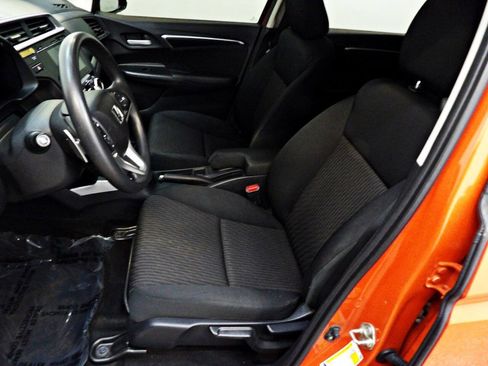 Used 2018 Honda Fit EX image 16