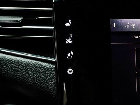 Used 2024 Jeep Wagoneer L Series II w/ Flexible Seating Group image 25