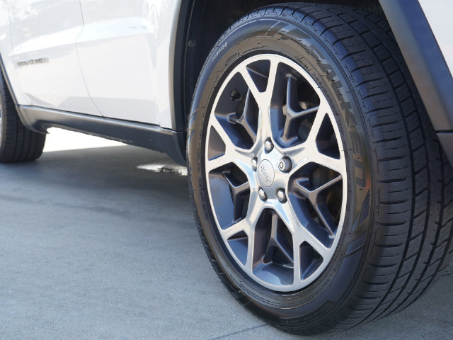 Used 2020 Jeep Grand Cherokee Limited w/ Luxury Group II RWD image 22