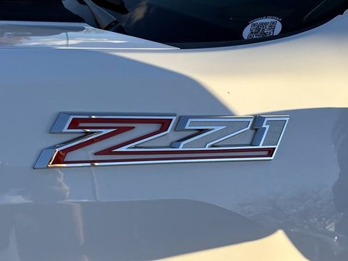 Used 2025 Chevrolet Silverado 2500 LTZ w/ LTZ Plus Package image 13