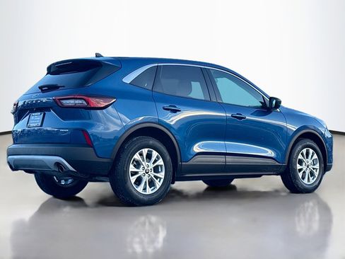 Certified 2023 Ford Escape Active image 2