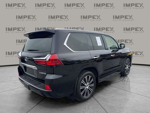 Used 2021 Lexus LX 570 4WD w/ Luxury Package image 5