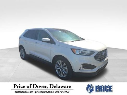 Used 2019 Ford Edge Titanium w/ Cold Weather Package AWD/4WD image 1