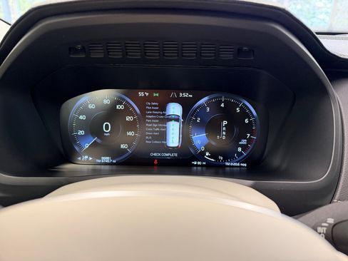 Used 2019 Volvo XC90 T6 Inscription w/ Protection Package image 36