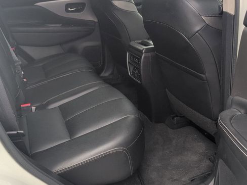 Used 2020 Nissan Murano SL w/ Moonroof Package image 11