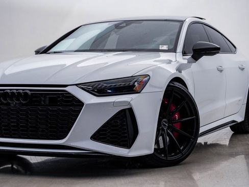 Used 2023 Audi RS 7 Sportback image 2