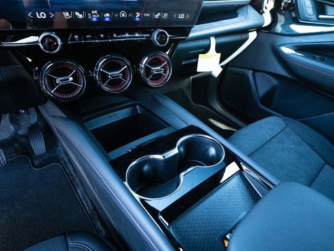 New 2026 Chevrolet Blazer EV RS image 24