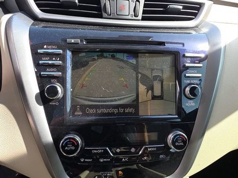 Used 2024 Nissan Murano SL FWD image 20