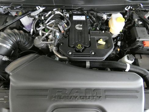 New 2026 RAM 3500 Tradesman AWD/4WD image 26