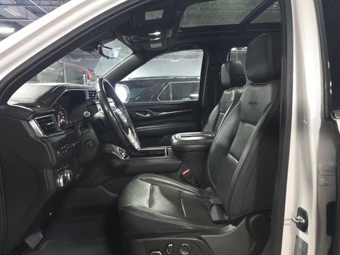 Used 2021 GMC Yukon Denali w/ Denali Premium Package AWD/4WD image 6