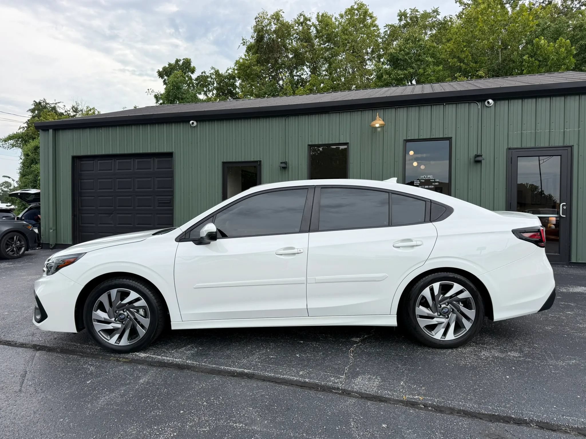 Used 2025 Subaru Legacy Limited AWD/4WD image 3