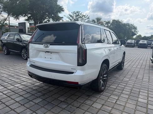 Used 2021 Cadillac Escalade Sport w/ Driver Assist Tech Package AWD/4WD image 5
