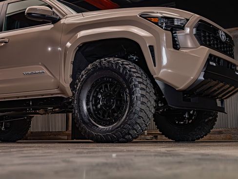 Used 2026 Toyota Tacoma TRD Sport AWD/4WD image 12