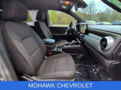 Certified 2023 Chevrolet Colorado LT w/ LT Convenience Package II AWD/4WD image 29