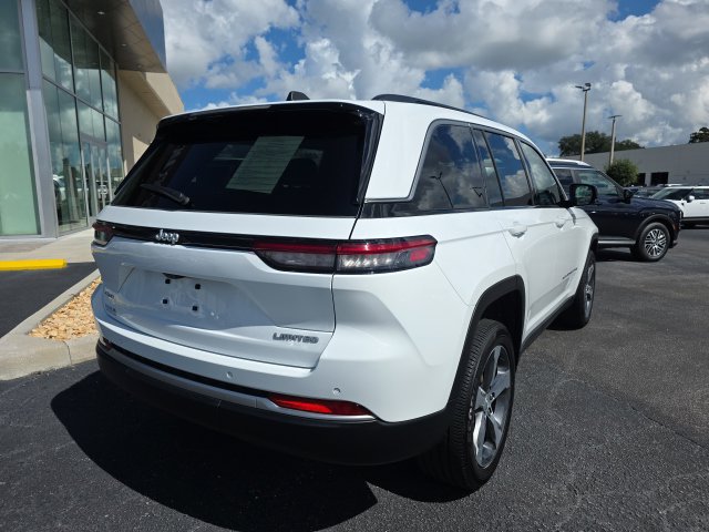 Used 2026 Jeep Grand Cherokee Limited AWD/4WD image 4
