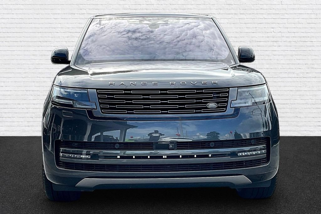 Used 2023 Land Rover Range Rover SE AWD/4WD image 2