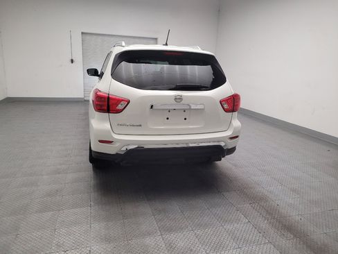 Used 2017 Nissan Pathfinder S FWD image 6