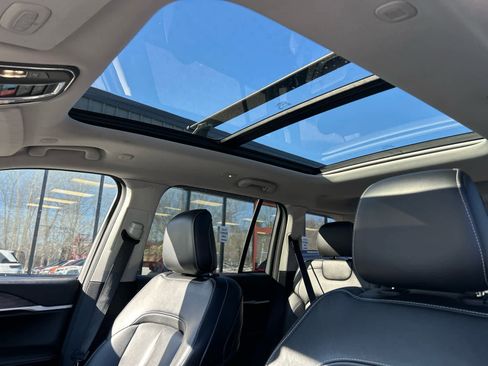 Used 2022 Jeep Grand Cherokee Limited 4xe image 44