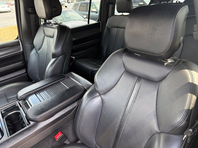Used 2024 Jeep Wagoneer Series II AWD/4WD image 15