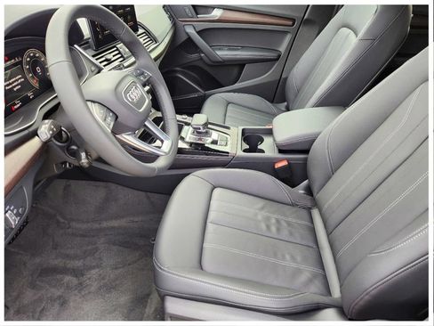 Certified 2023 Audi Q5 2.0T Premium Plus w/ Premium Plus Package AWD/4WD image 13