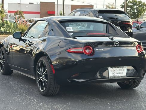 Certified 2025 MAZDA MX-5 Miata RF Grand Touring RWD image 6