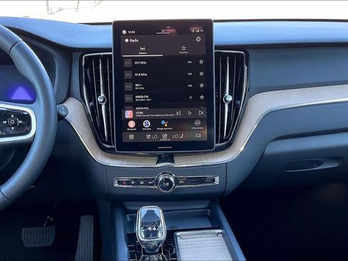 New 2026 Volvo XC60 B5 Plus w/ Protection Package Premier image 9