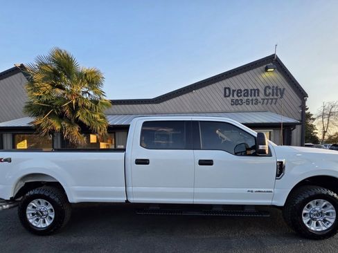 Used 2022 Ford F250 XLT w/ XLT Value Package image 5