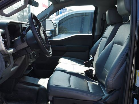 Used 2023 Ford F350 XL w/ XL Off-Road Package image 4