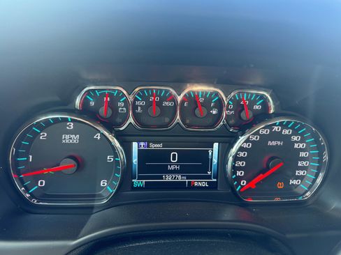 Used 2018 Chevrolet Tahoe Premier image 17