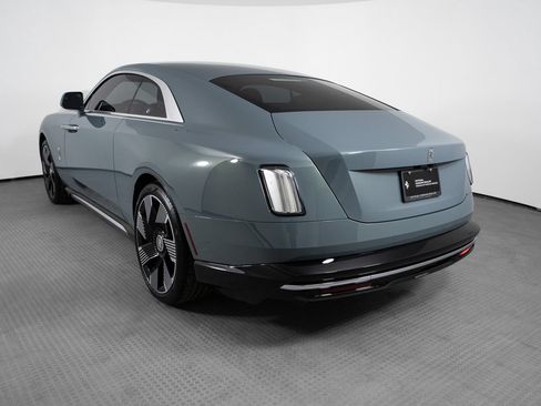 Used 2024 Rolls-Royce Spectre w/ Leather Finishing Pack AWD/4WD image 3