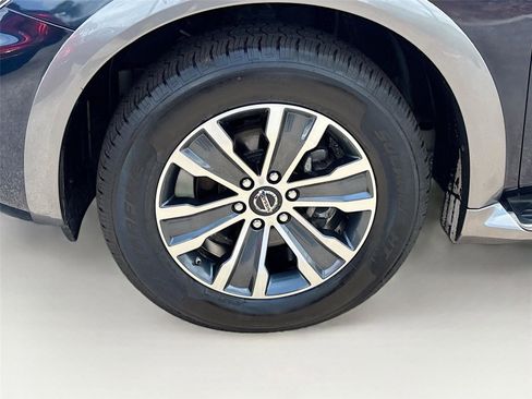Used 2020 Nissan Armada SL RWD image 32