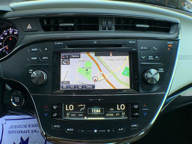 Used 2015 Toyota Avalon Limited FWD image 18