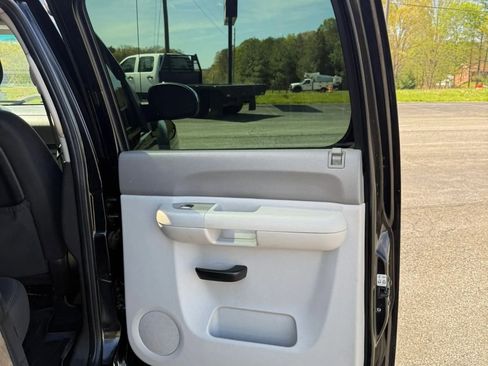 Used 2008 Chevrolet Silverado 1500 W/T w/ Towing Package image 31