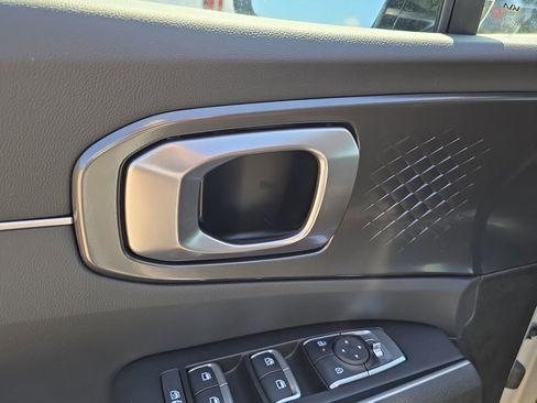 New 2026 Kia Sorento LX FWD image 18