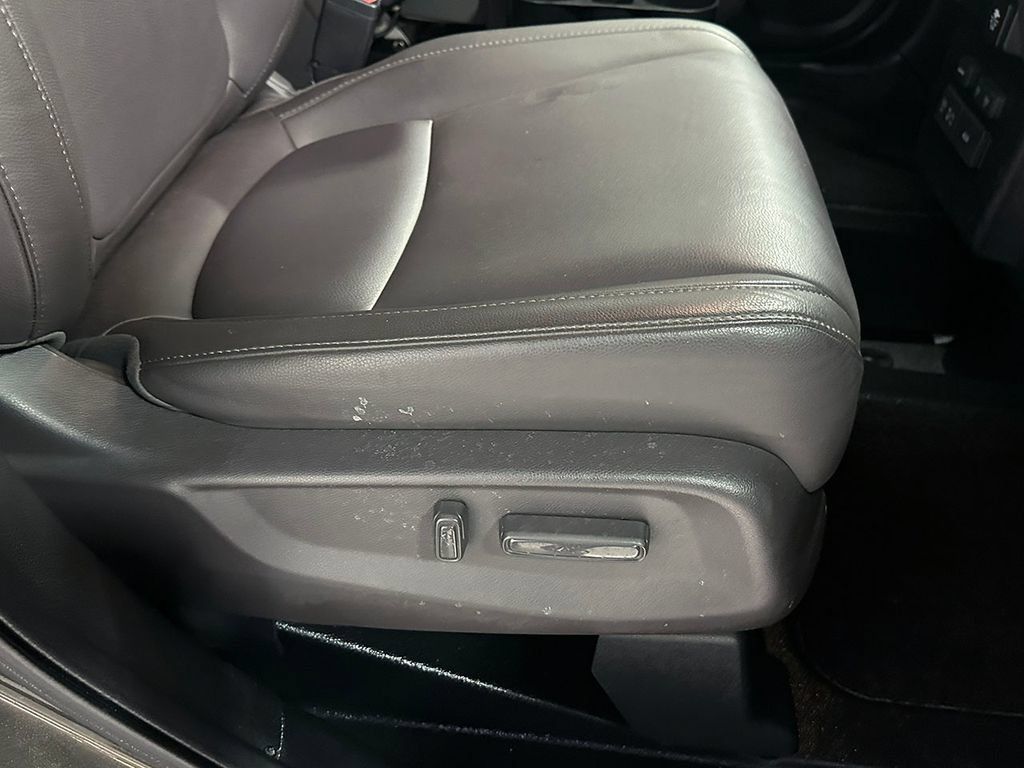 Used 2020 Honda Odyssey EX-L image 32