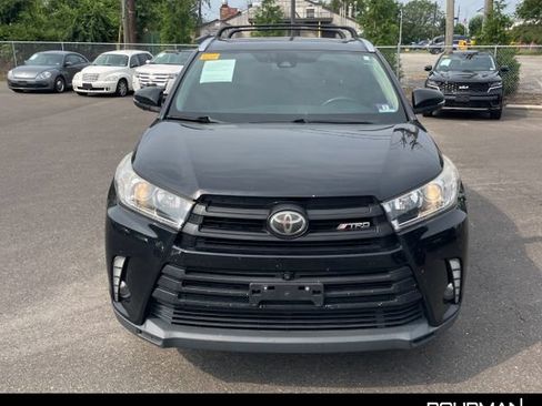 Used 2017 Toyota Highlander Limited Platinum AWD/4WD image 8