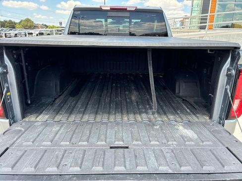 Used 2020 GMC Sierra 1500 SLT w/ SLT Premium Plus Package AWD/4WD image 6