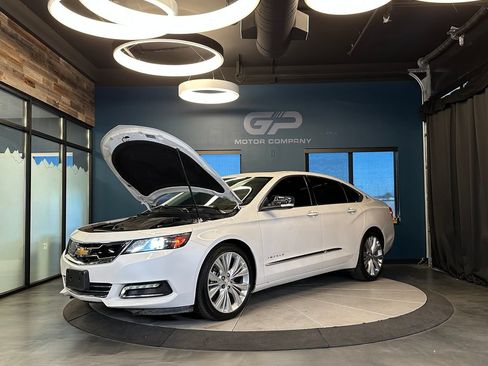 Used 2019 Chevrolet Impala Premier w/ Premier Confidence Package FWD image 24