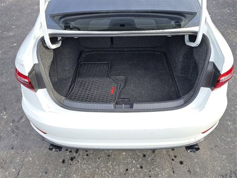 Used 2021 Volkswagen Jetta GLI Autobahn image 29