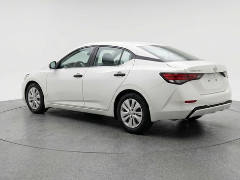 Used 2025 Nissan Sentra S FWD image 6